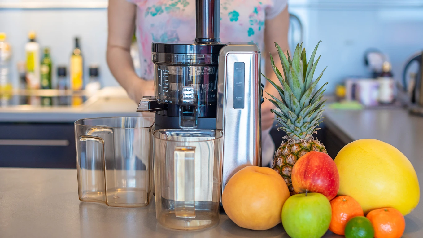 Which is the Best Juicer for Home Use Top Picks and Comparisons - ReviewVexa.com