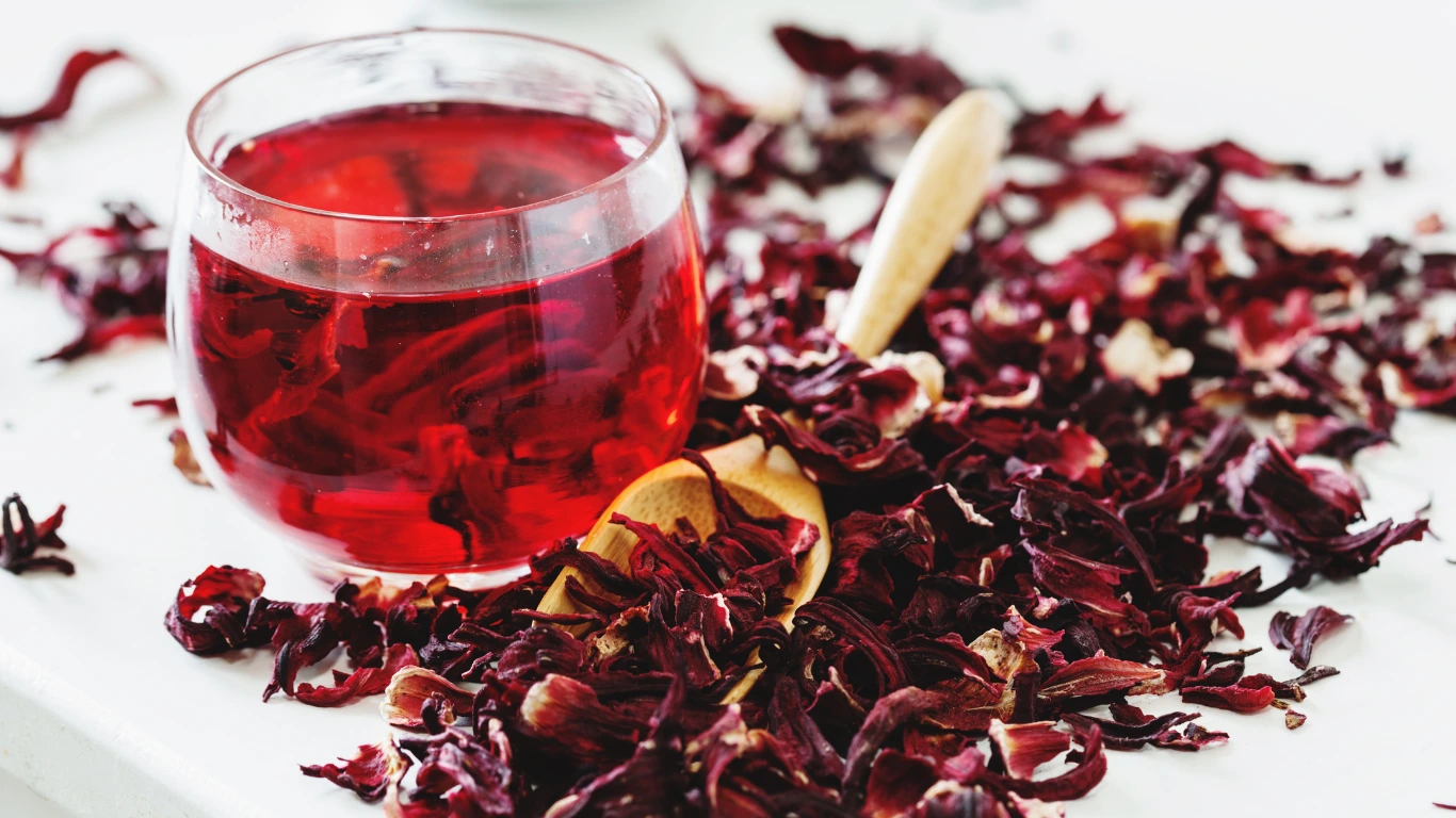 Hibiscus Tea and Belly Fat Unveiling the Natural Slimming Benefits - ReviewVexa.com